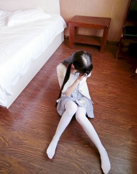 美女玩扩张器扩宫_剧情片在线观看