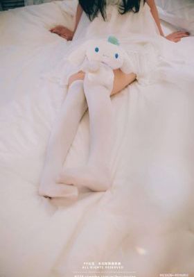 一学生拿枪指着班主任的视频_1080电视剧在线观看